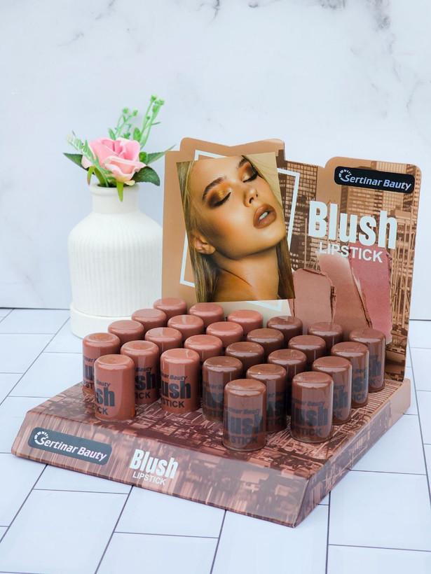 تینت لب قهوه ای